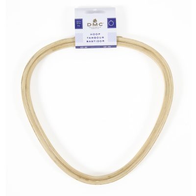 DMC TRIANGULAR PINE HOOP 21.5 X 22CM