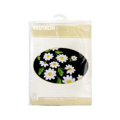 BEUTRON MARGUERITES TABLE TOPPER KIT