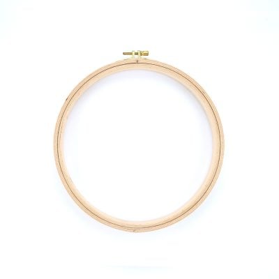 NURGE EMBROIDERY HOOP - WOODEN SCREWED 24MM