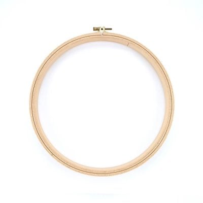 NURGE EMBROIDERY HOOP - WOODEN SCREWED 24MM