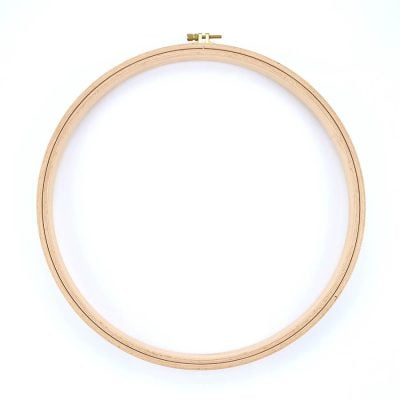 NURGE EMBROIDERY HOOP - WOODEN SCREWED 24MM
